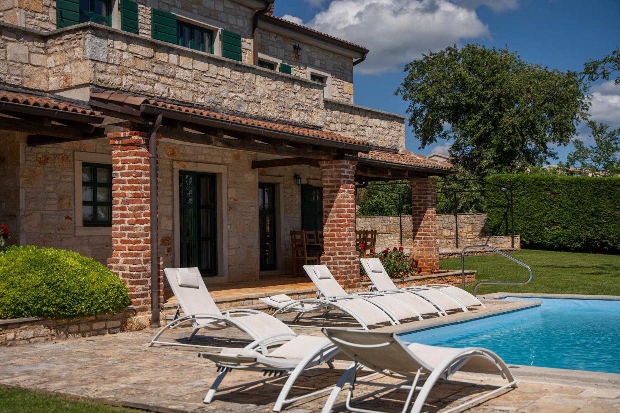 Theblueview Villas Near Porec Sveti Lovreč Pazenatički Exterior foto